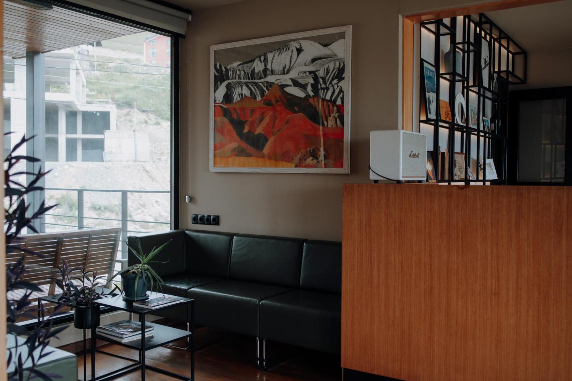 Quadrum Hotel 구다우리 외부 사진