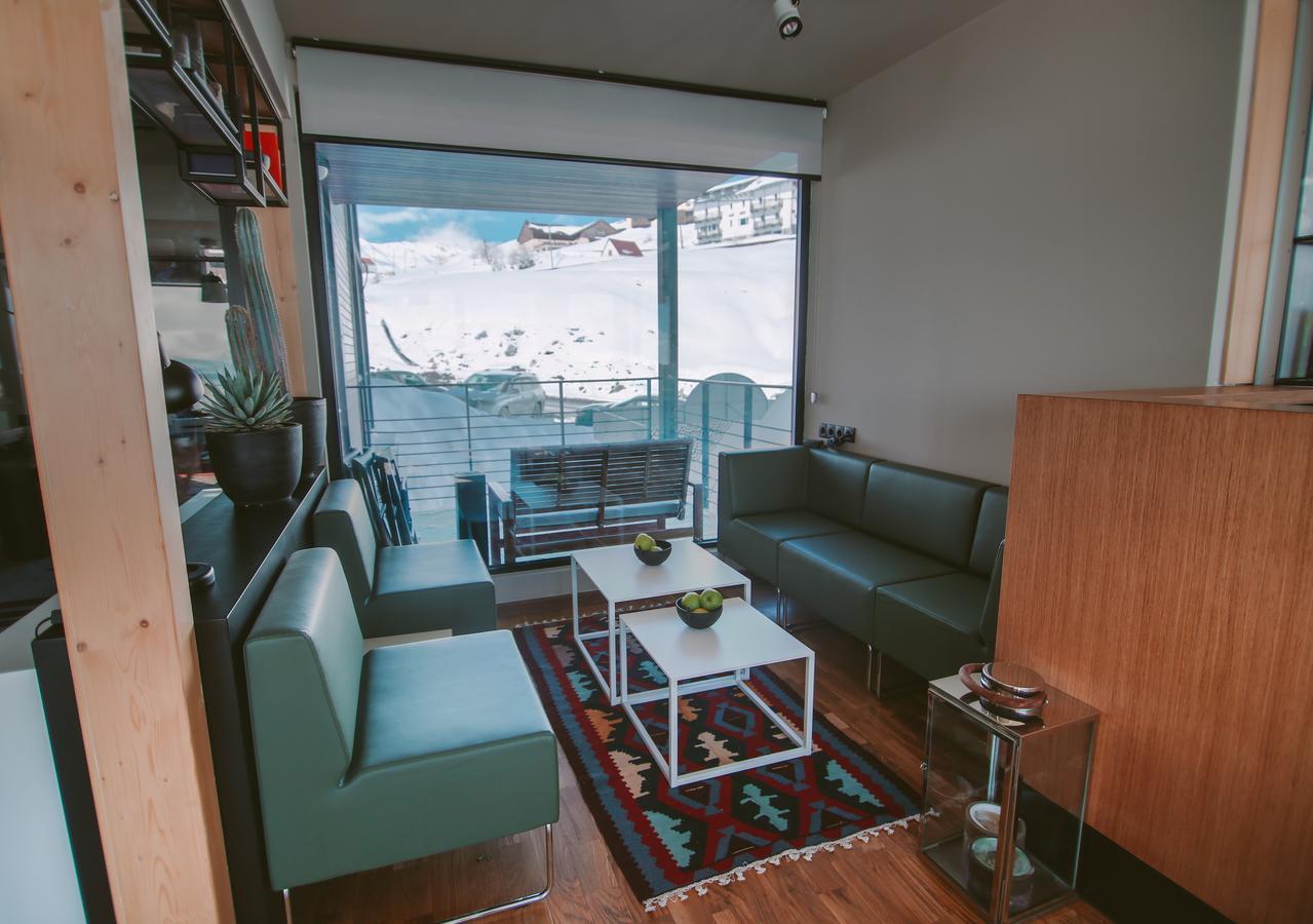 Quadrum Hotel 구다우리 외부 사진