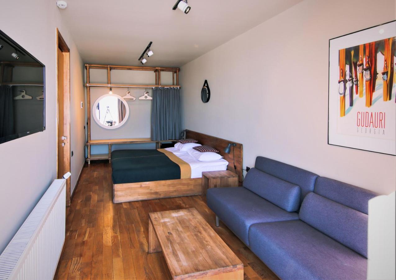 Quadrum Hotel 구다우리 외부 사진